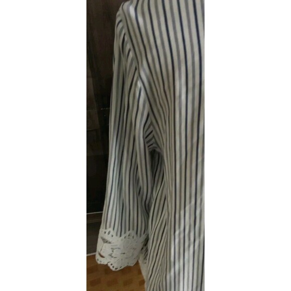 Chelsea & Theodore Blouse Petite PS Stripe Lace V Neck 3/4 Sleeve - Picture 10 of 11